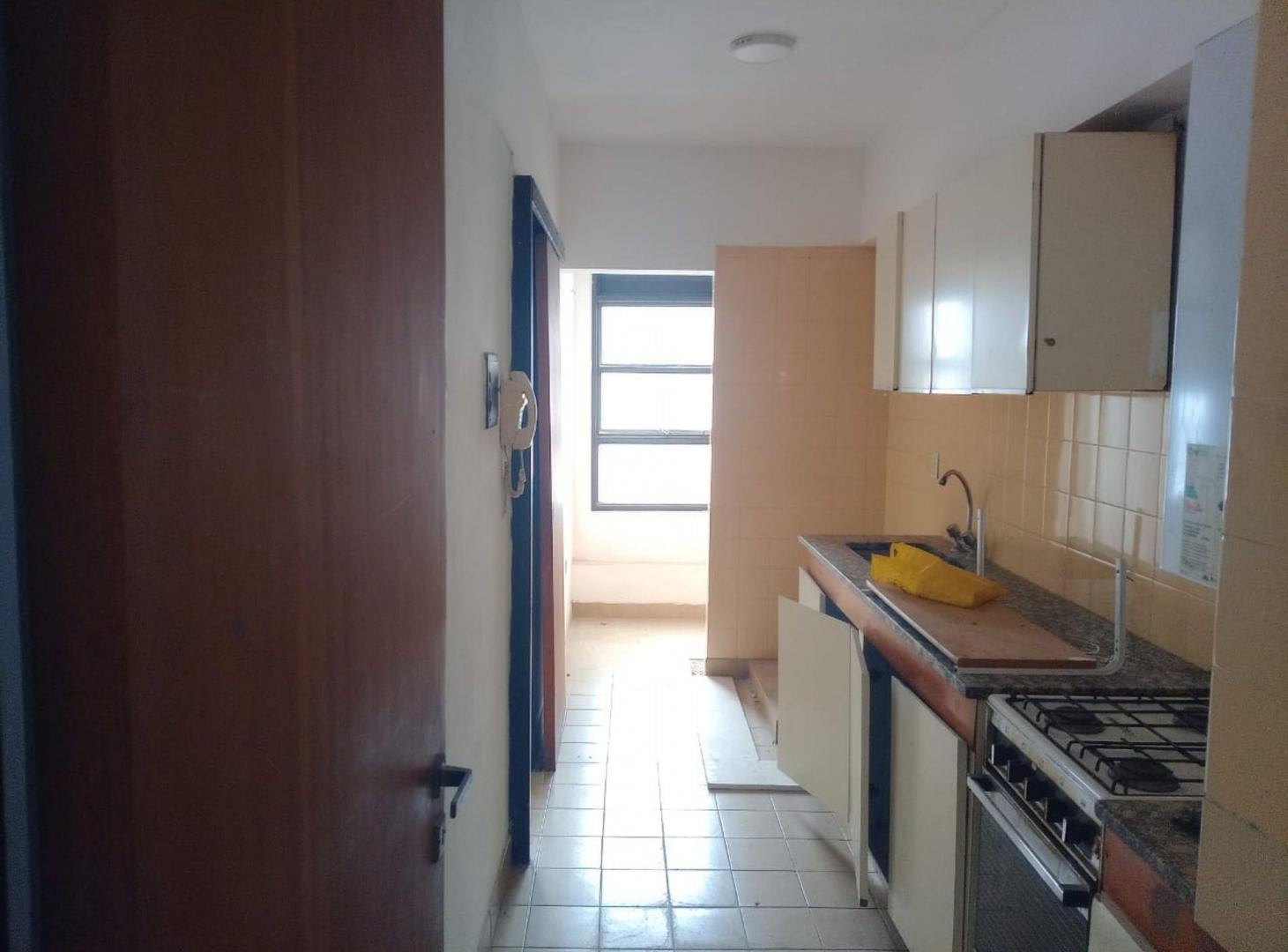 Foto de DEPARTAMENTO 1 DORMITORIO EN LA PLATA, imagen 2
