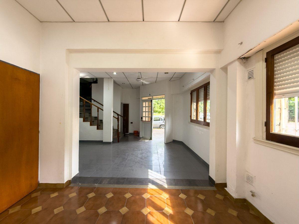 Foto de VENTA DE LOCAL COMERCIAL /OFICINAS EN LA PLATA, imagen 1