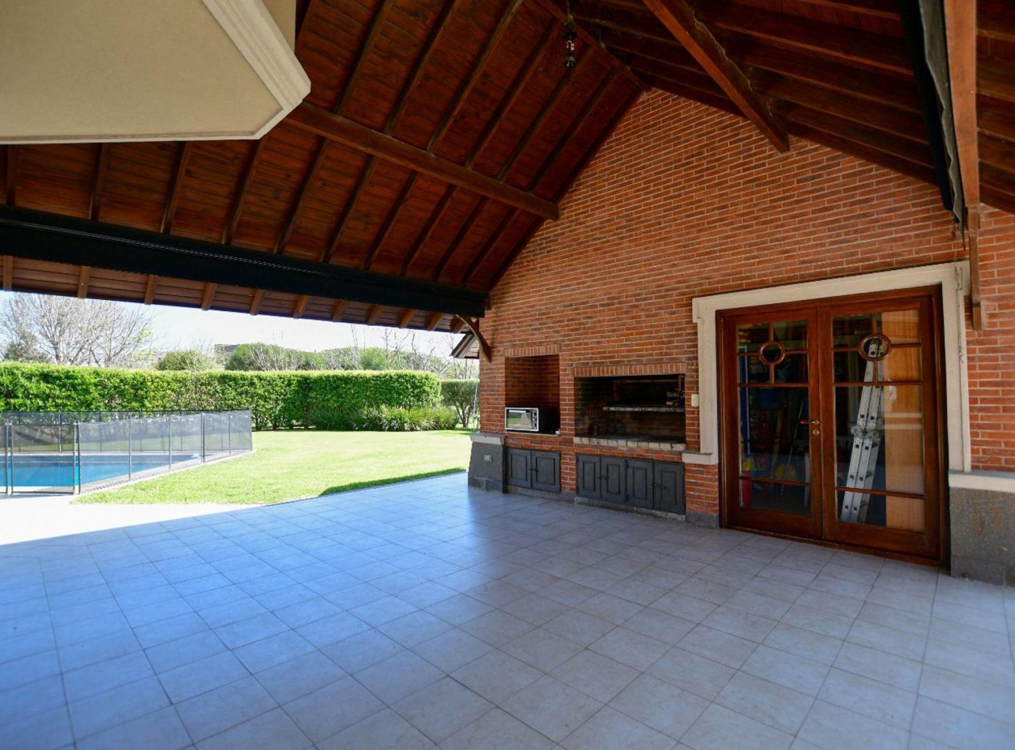 Foto de CASA EN VENTA 5 DORMITORIOS EN GRAN BELL - DISEÑO, imagen 1