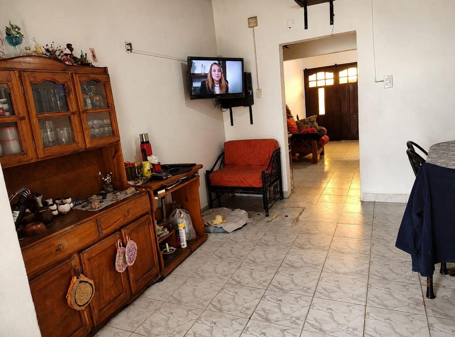 Foto de CASA 2 DORMITORIOS EN VENTA PATIO EN LOS HORNOS, imagen 4