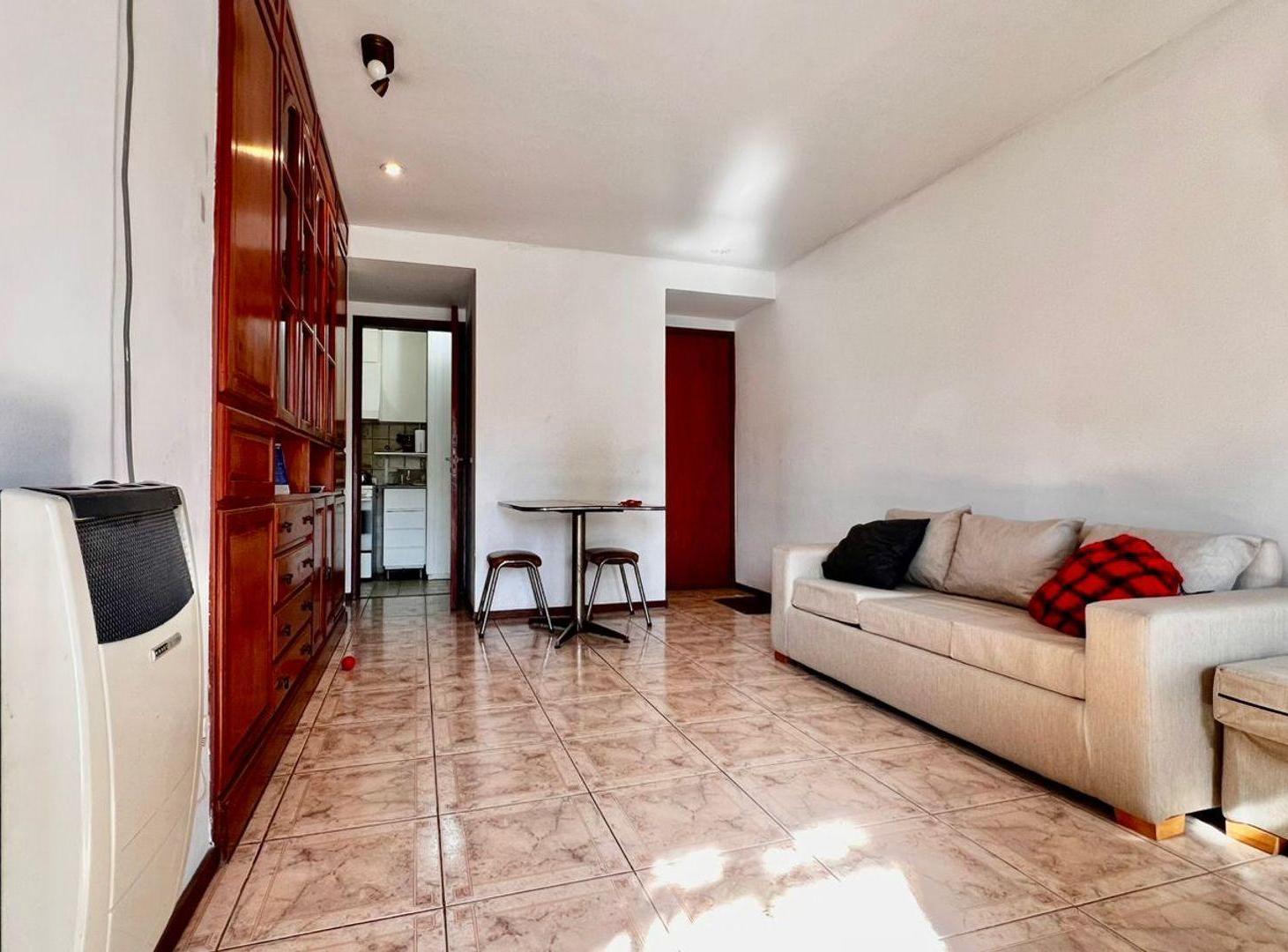 Foto de Depto en venta en La Plata cochera y terraza priv., imagen 1