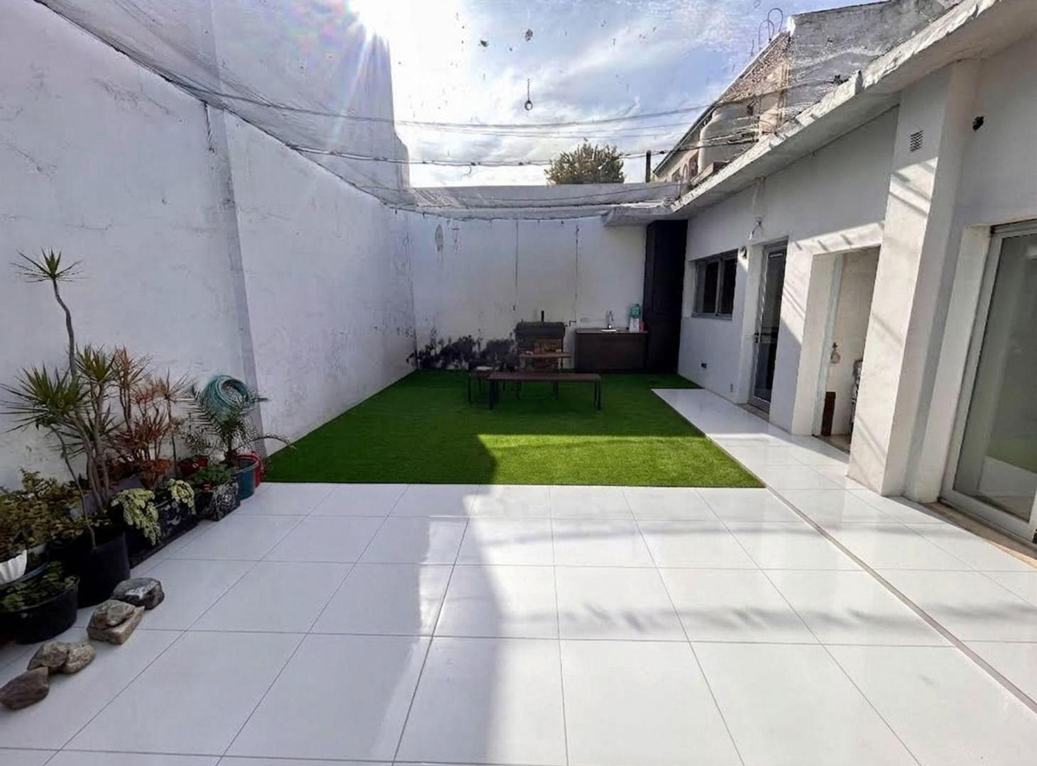 Foto de CASA 3 DORMITORIOS CON COCHERA A ESTRENAR AMOBLADA, imagen 3