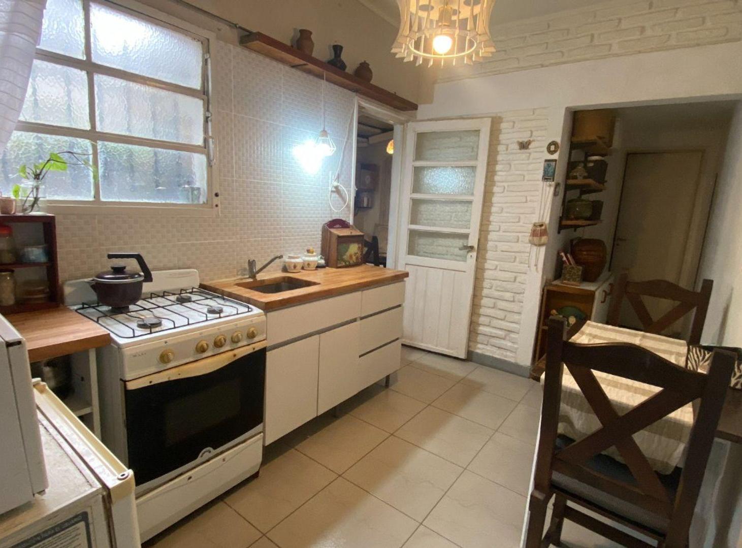 Foto de PH 1 dormitorio en Venta en La Plata Patio, imagen 4