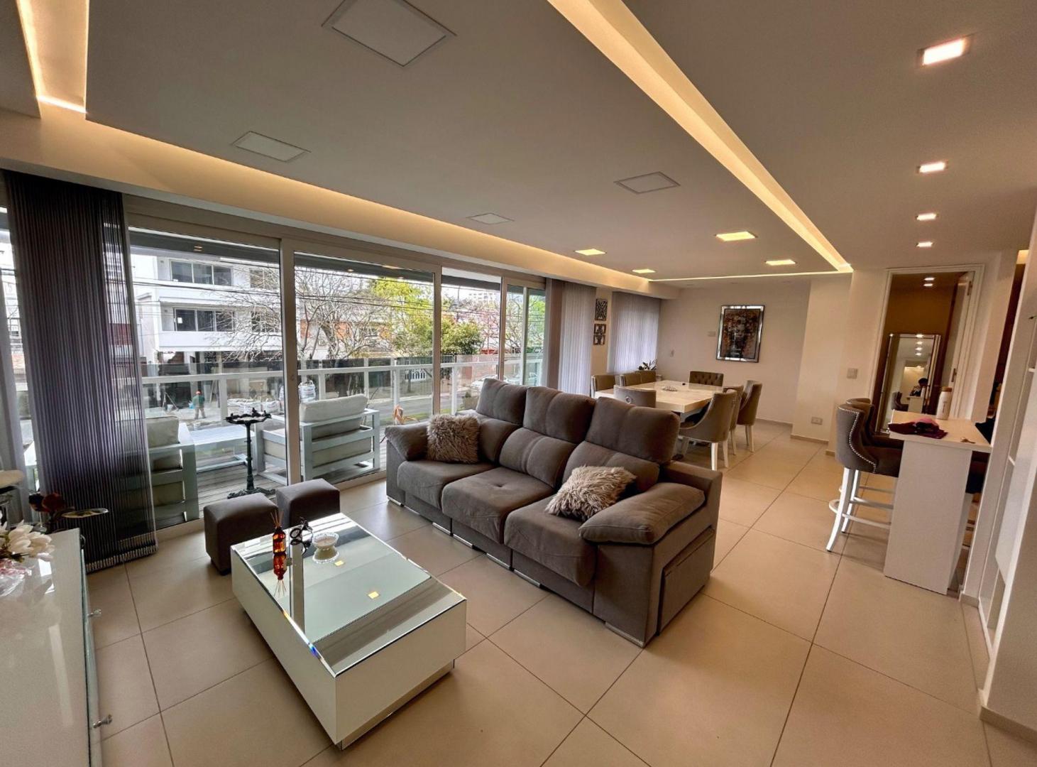 Foto de DEPARTAMENTO 2 DORMITORIOS EN VENTA CON COCHERA, imagen 1