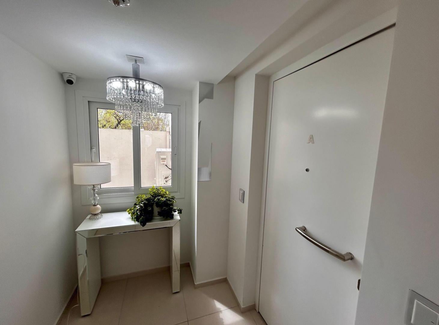 Foto de DEPARTAMENTO 2 DORMITORIOS EN VENTA CON COCHERA, imagen 2