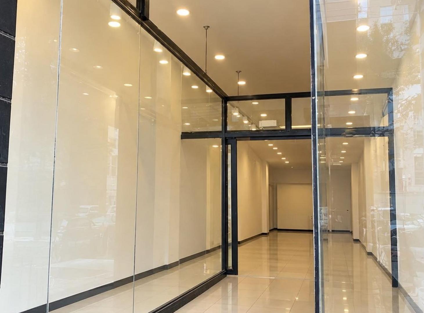 Foto de LOCAL COMERCIAL EN ALQUILER EN CALLE 8 LA PLATA, imagen 1