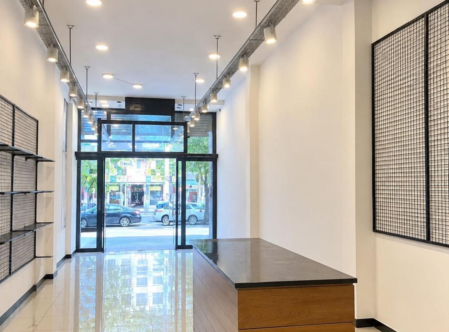 Foto de LOCAL COMERCIAL EN ALQUILER EN CALLE 8 LA PLATA, imagen 3