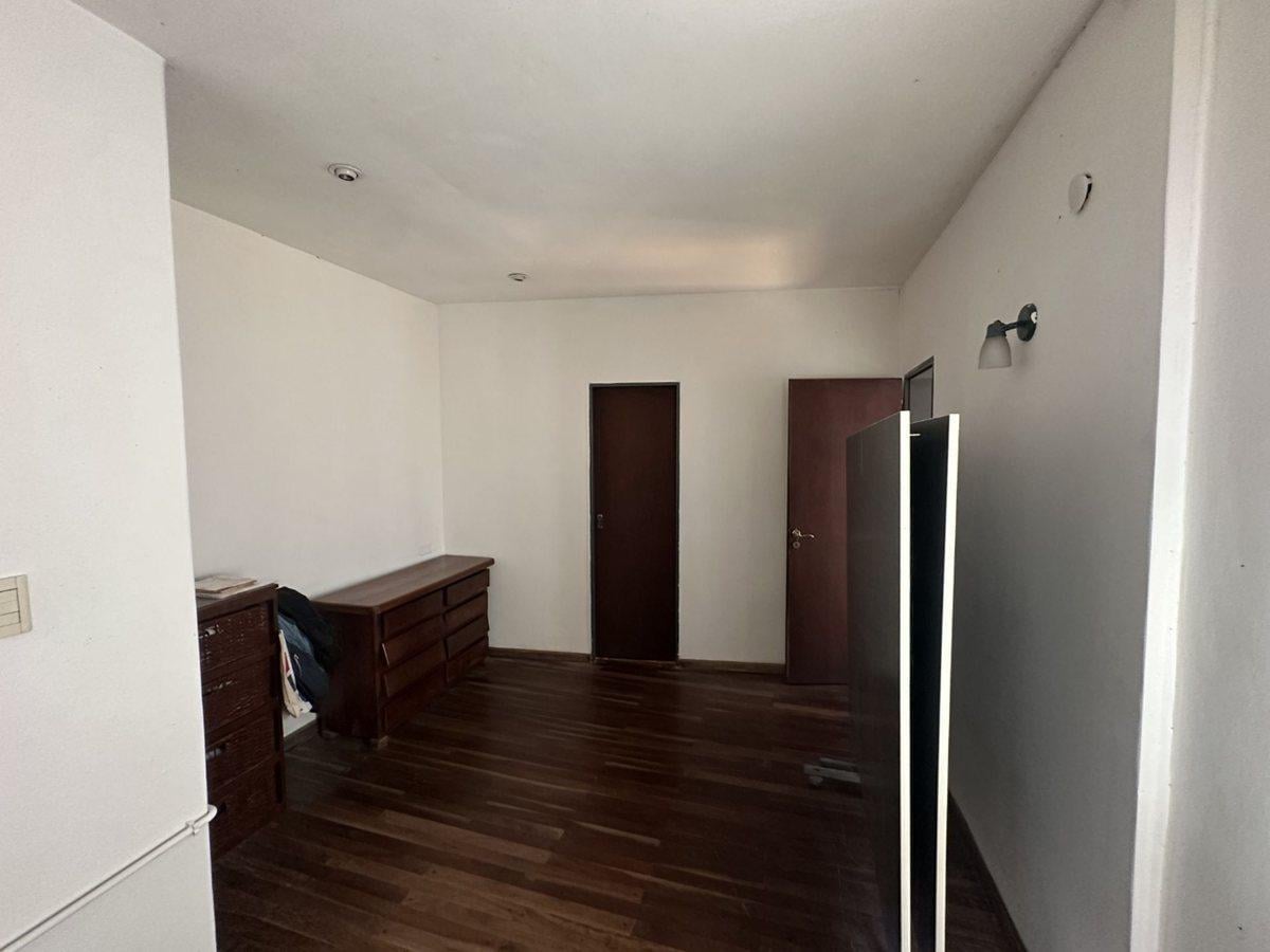 Foto de PH 3 dormitorios en venta en La Plata patio, imagen 3