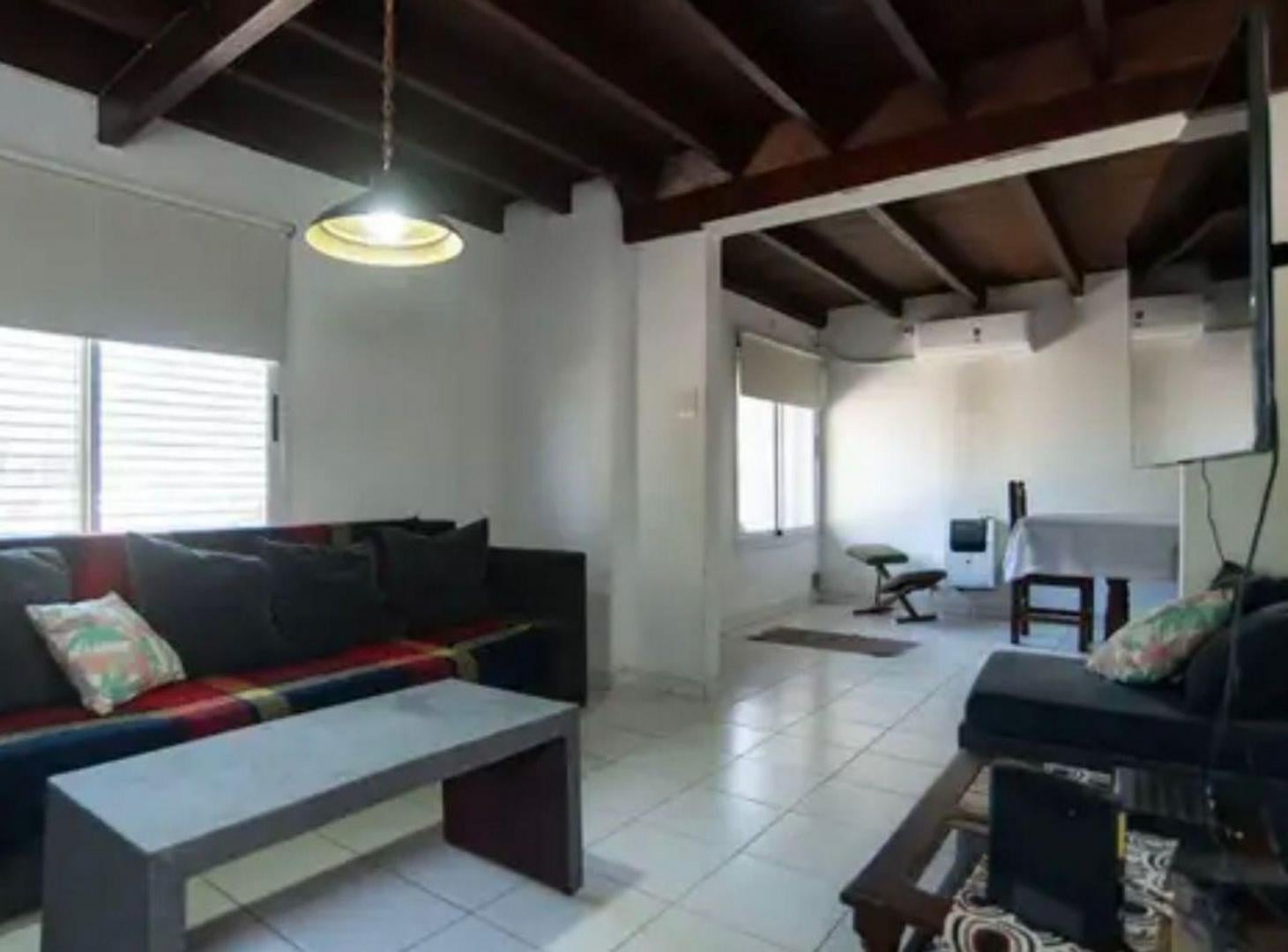 Foto de Casa 3 Dormitorios en Venta en Tolosa con patio, imagen 1