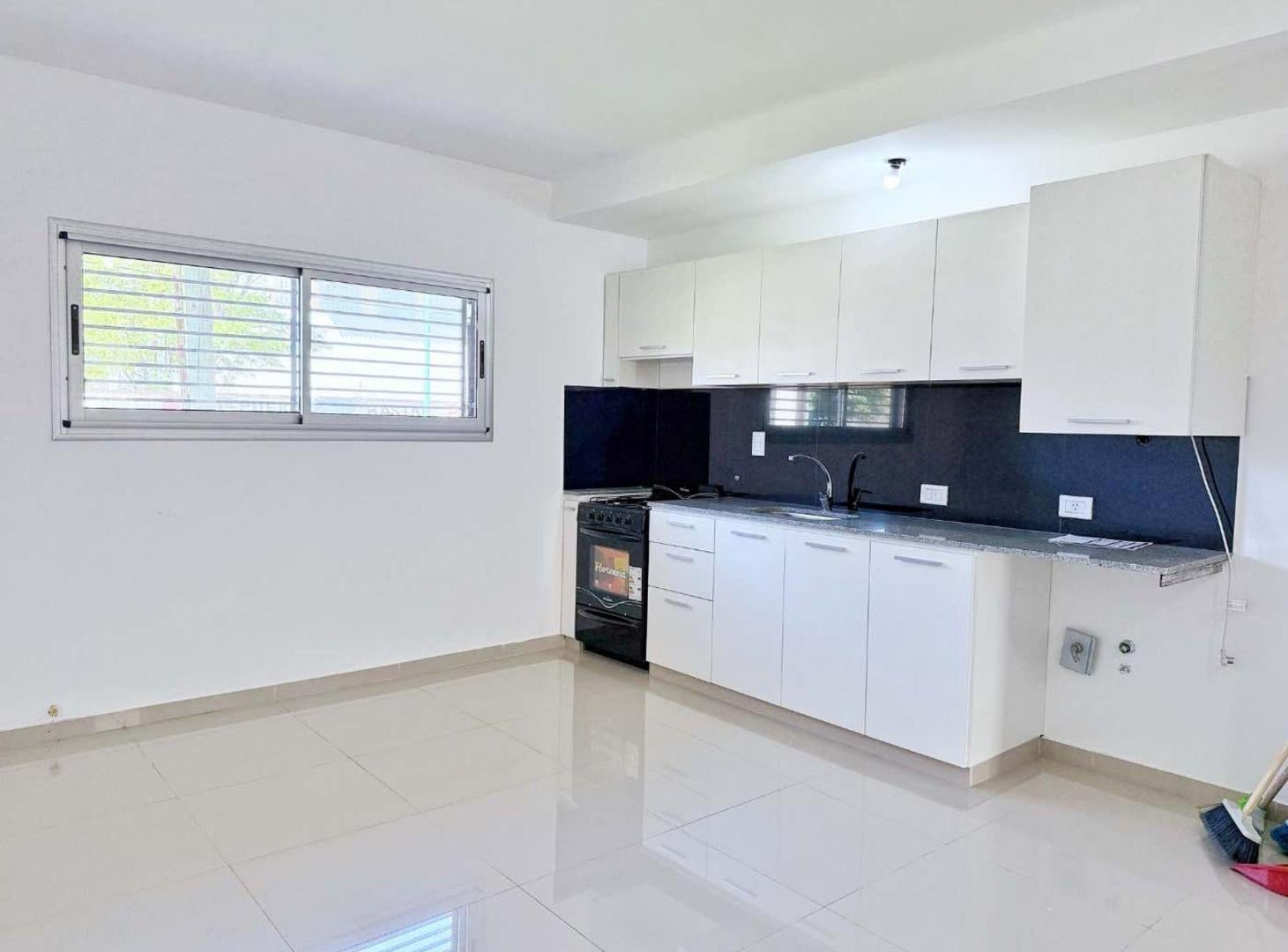 Foto de Departamento 1 dormitorio en venta con patio, imagen 2