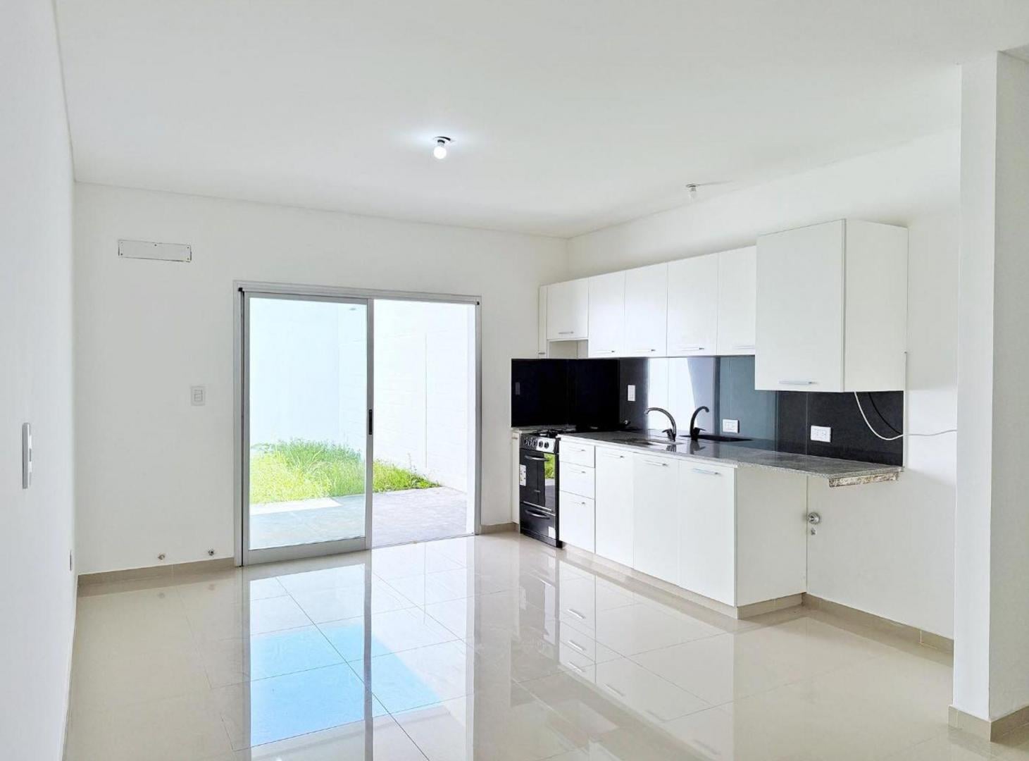Foto de Departamento 1 dormitorio en venta con jardín, imagen 1