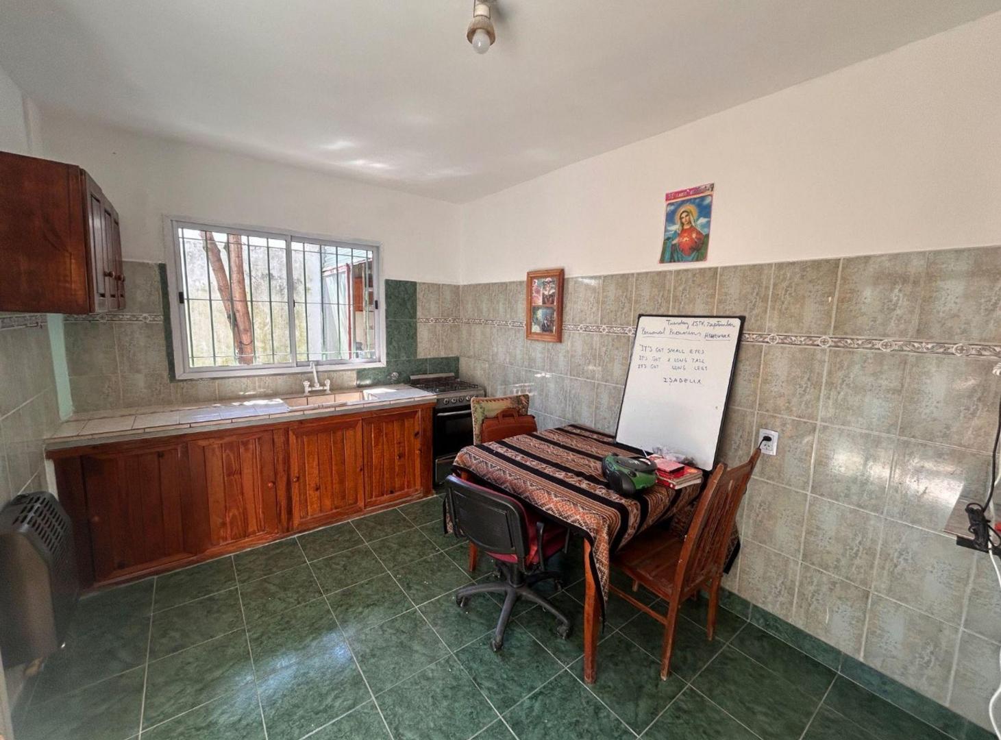 Foto de CASA EN VENTA 3 DORMITORIOS CON PATIO Y DEPTO, imagen 3