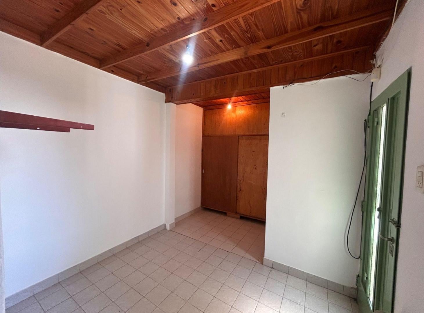 Foto de CASA EN VENTA 3 DORMITORIOS CON PATIO Y DEPTO, imagen 4