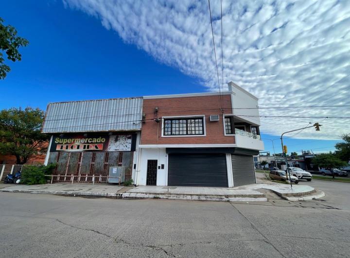 Gran local comercial en alquiler 5