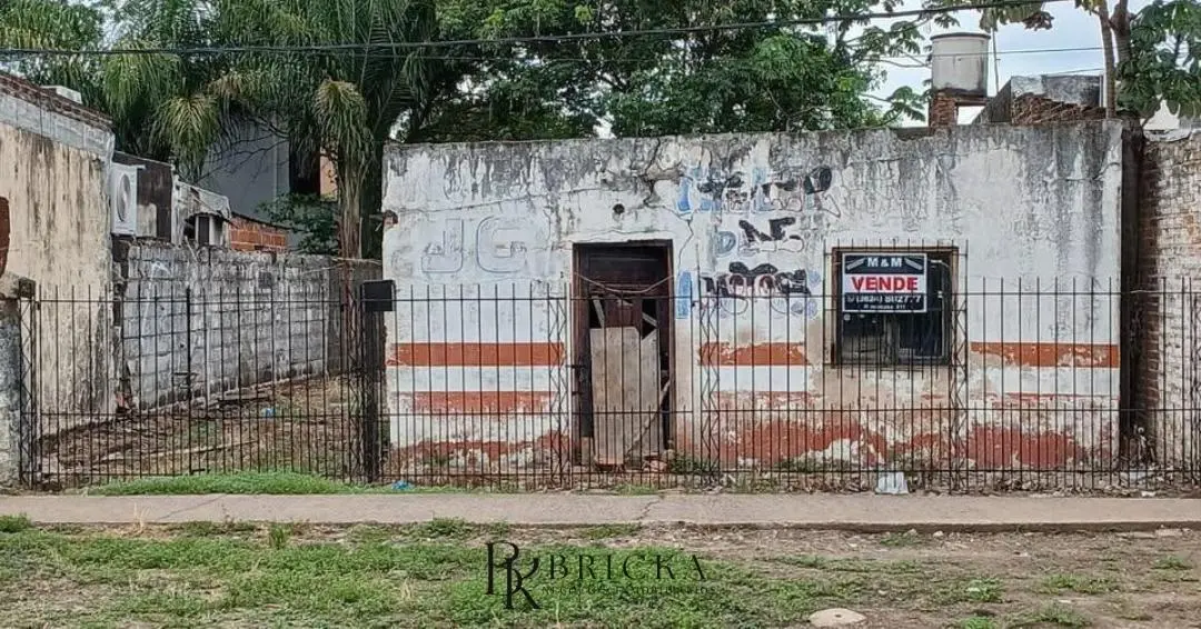 Terreno sobre avenida en venta 2