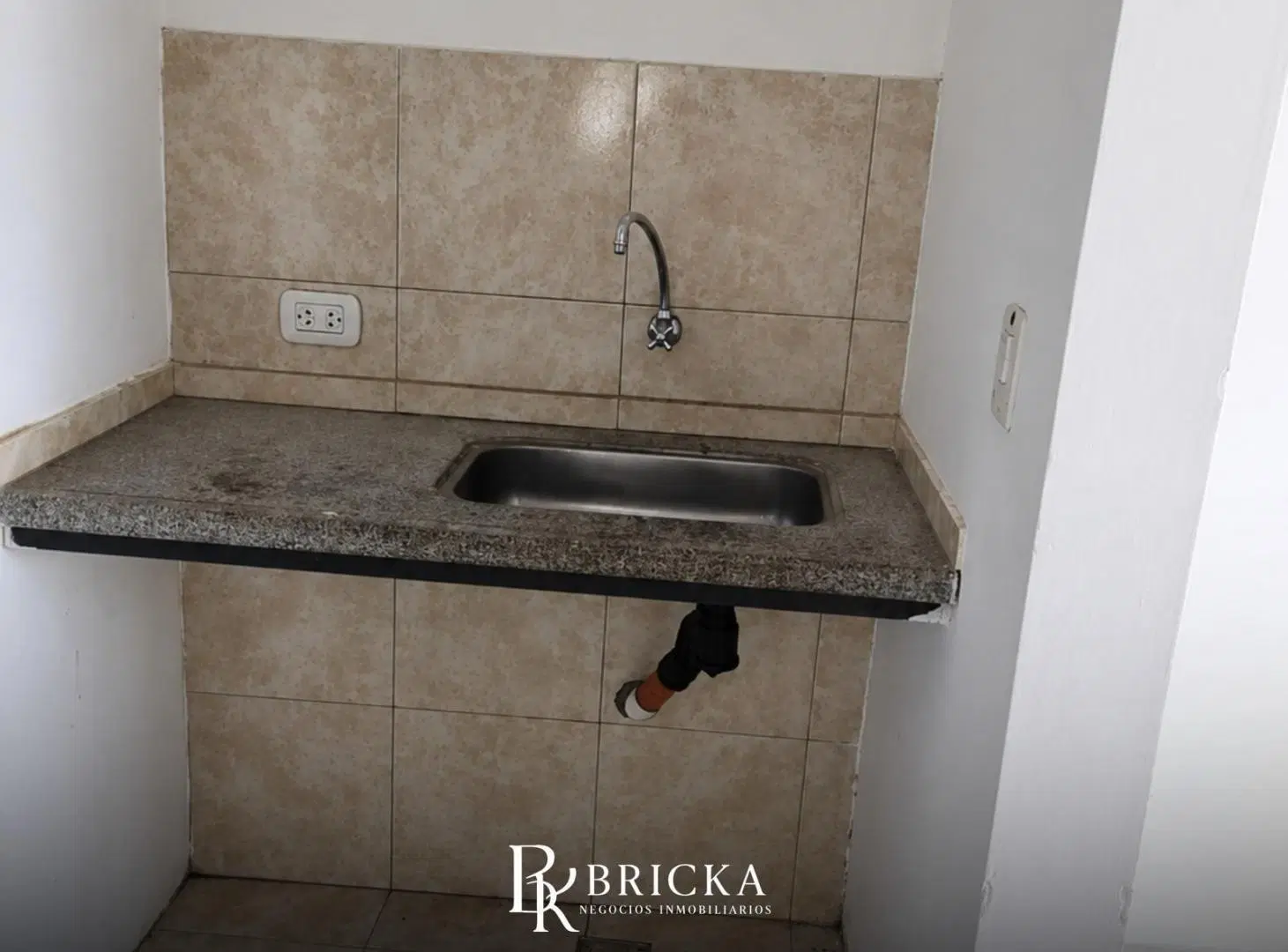 Local - Resistencia 1