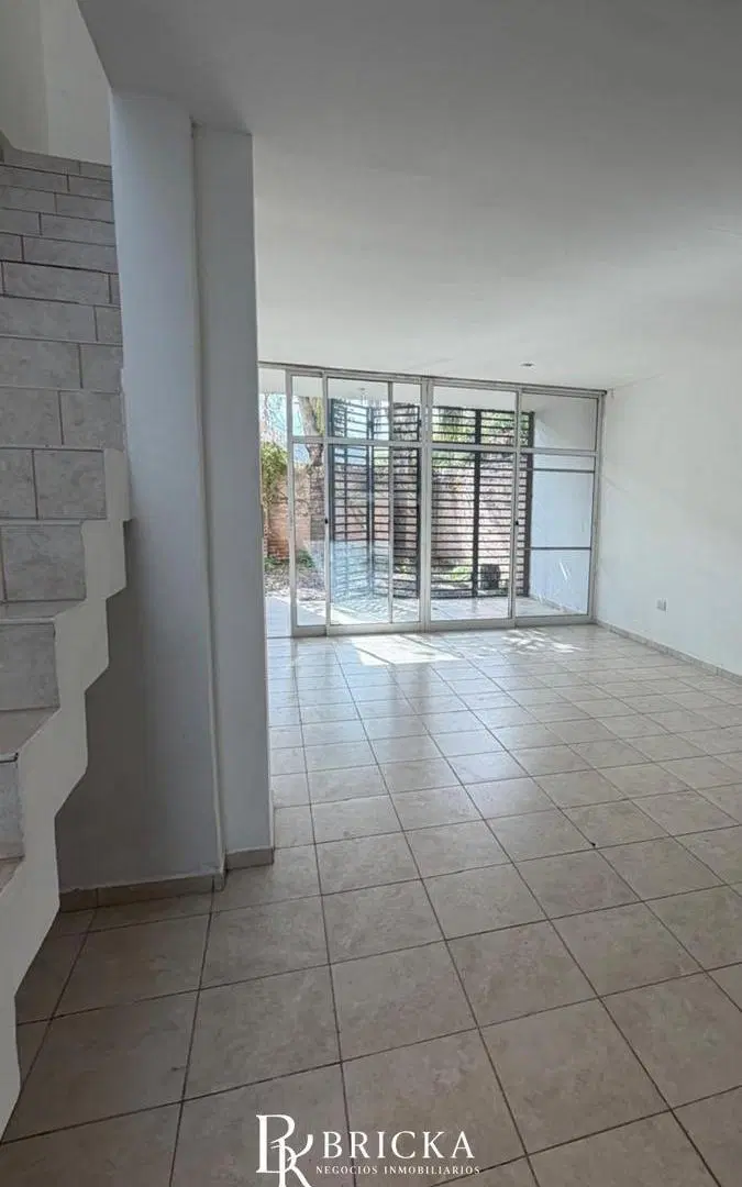 Casa de 3 dormitorios en alquiler 8