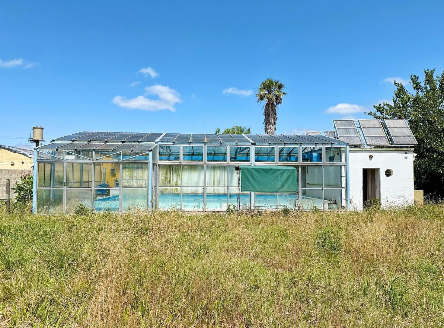 Foto de Casa-Lote-Pileta cubierta, imagen 5