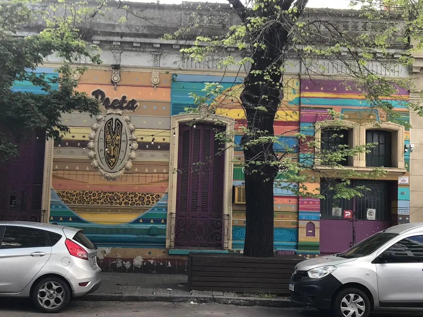 Casa - Terreno en calle 59 e/8 y 9 - ideal desarrollo - La Plata 2