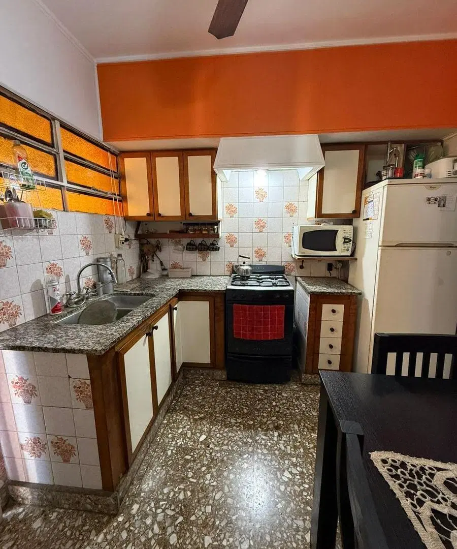 Casa en Venta en La Plata de 3 tres dormitorios y cochera 5