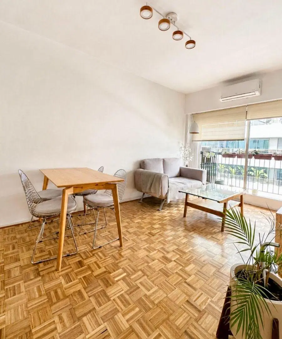 Departamento con Balcon - 1 Dormitorio - Las canitas 4