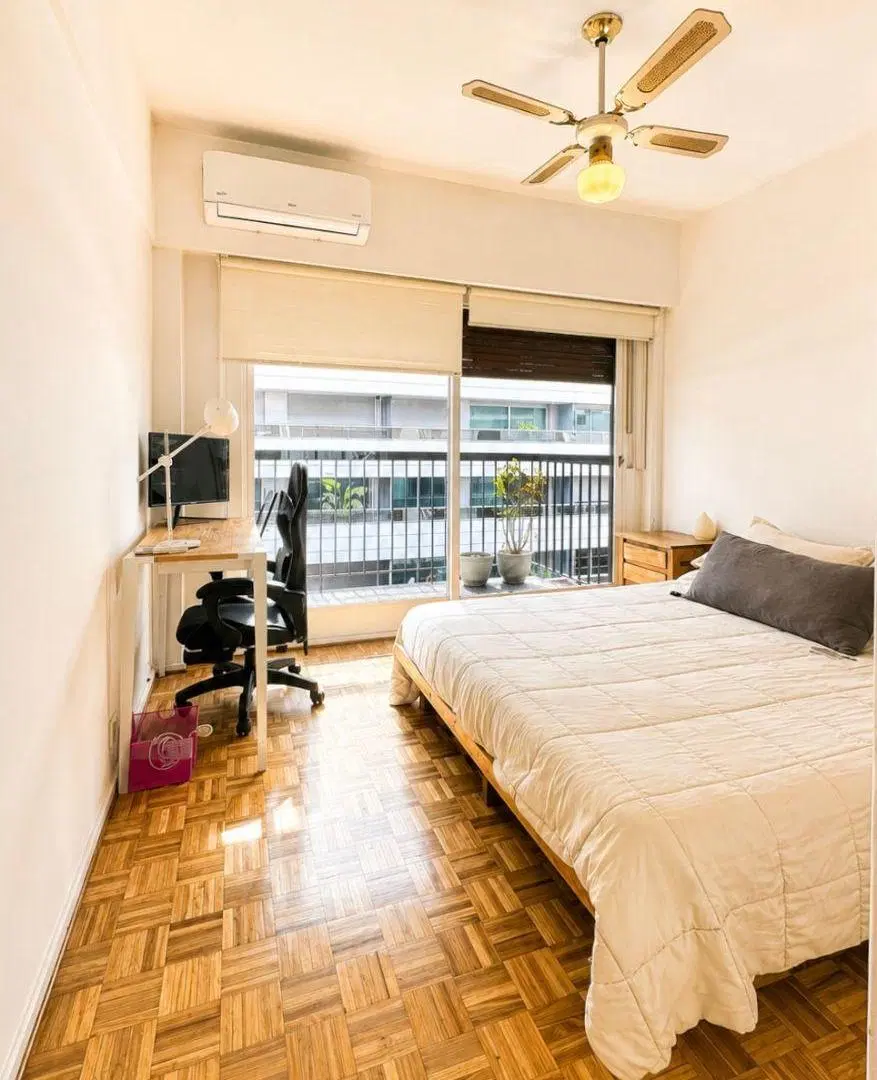 Departamento con Balcon - 1 Dormitorio - Las canitas 2
