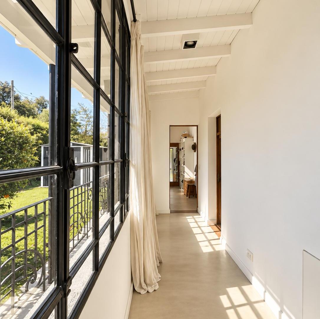 Foto de Casa con pileta y jardin, Bella Vista, imagen 5