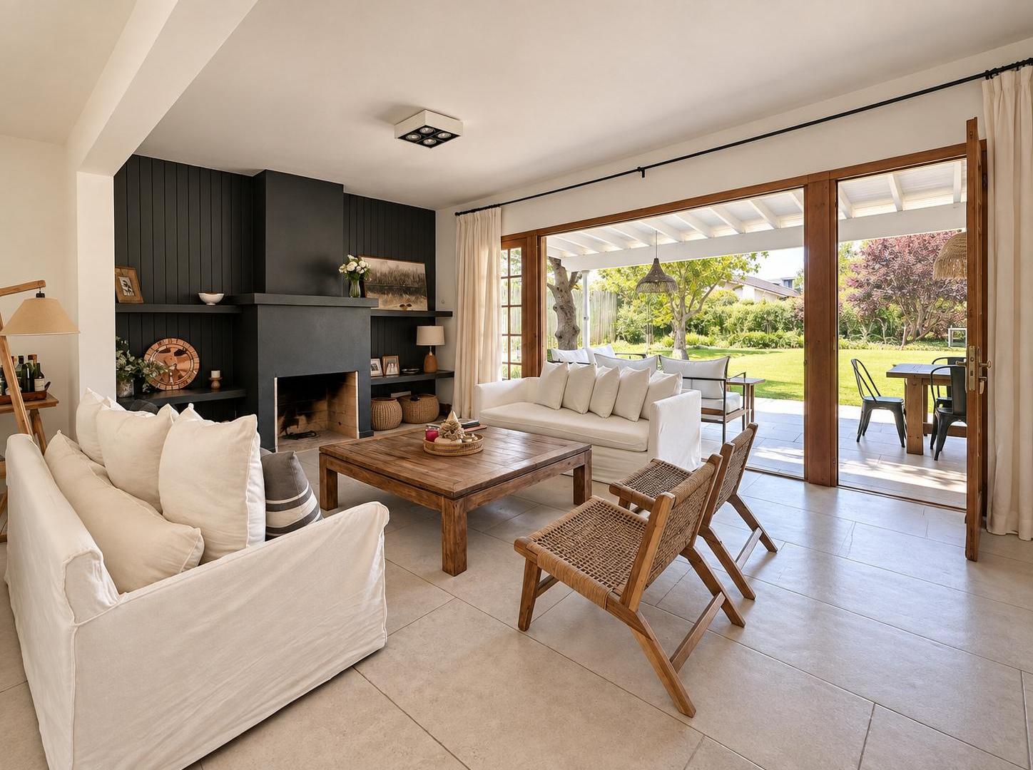 Foto de Casa con pileta y jardin, Bella Vista, imagen 2