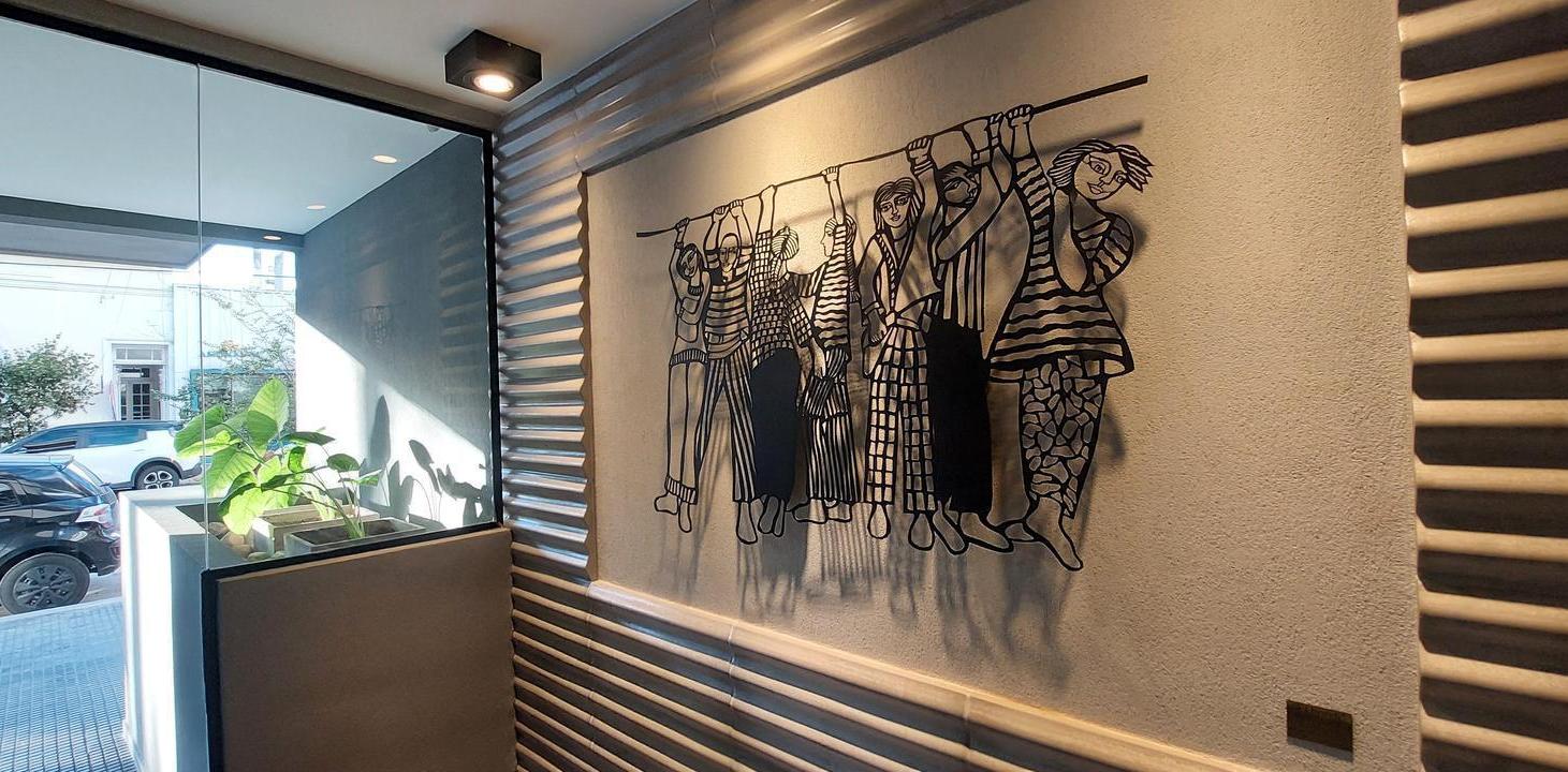 Foto de B° Gral Paz !!! frente con balcon !!! A ESTRENAR!!! posesion inmediata, imagen 2