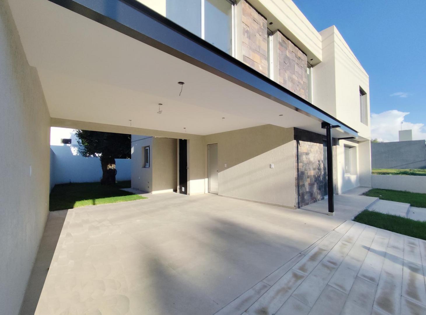 Foto de JARDIN DE LAS TEJAS, B° c/seguridad , CASA A ESTRENAR, imagen 1