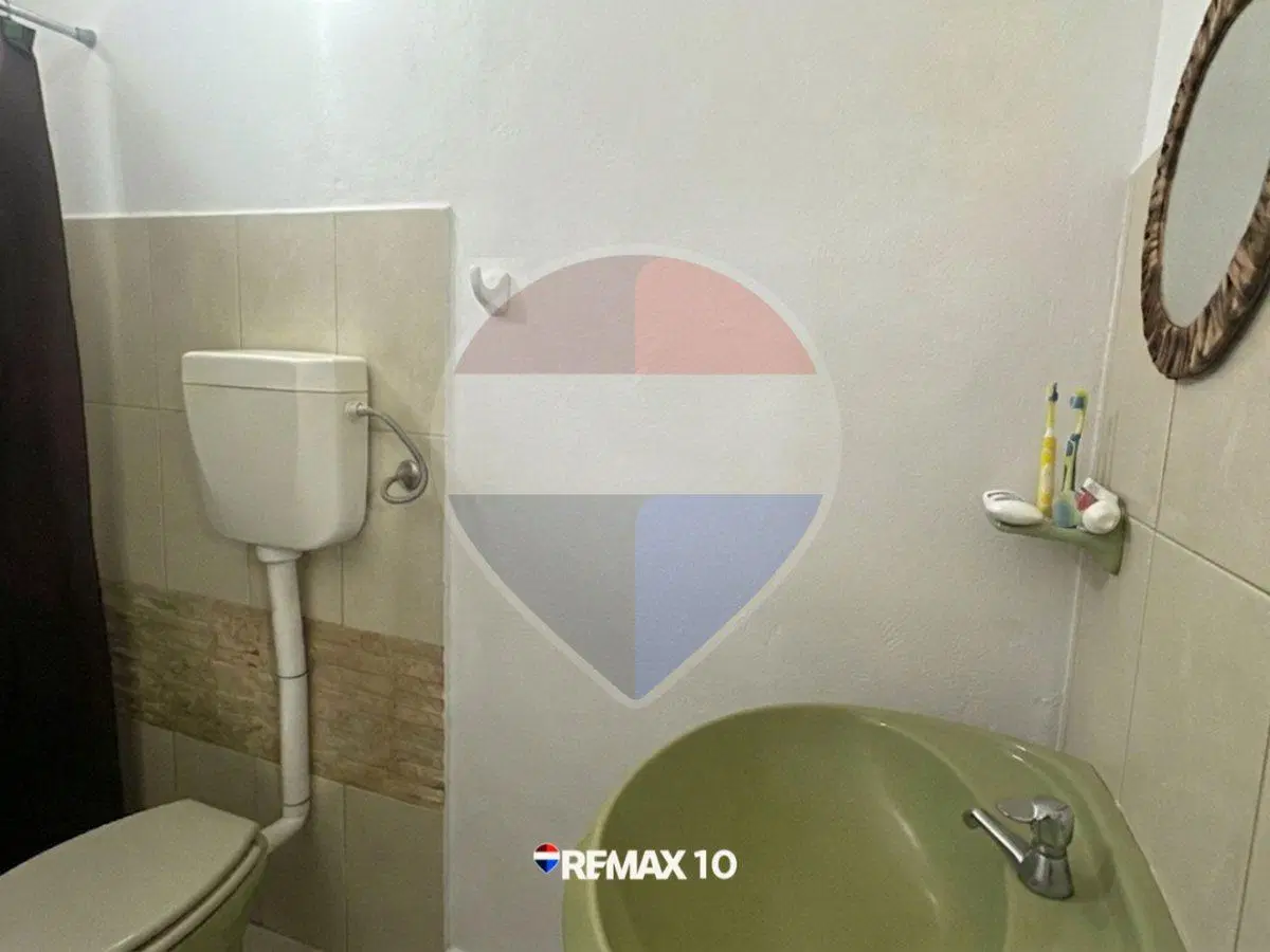 Se alquila casa un dormitorio 5