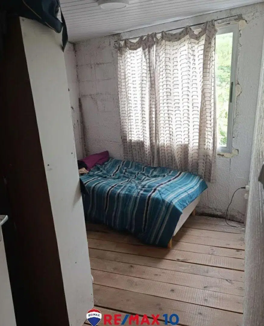 Casa 2 Pisos Cerca del "Nuevo Shopping" 4
