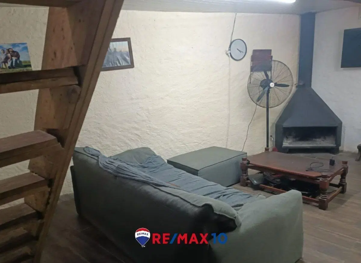 Casa 2 Pisos Cerca del "Nuevo Shopping" 2