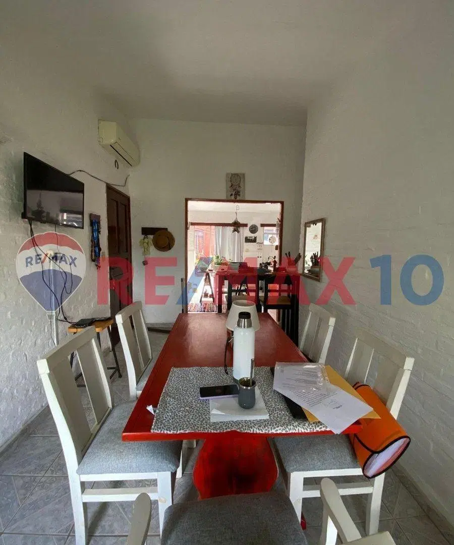 CASA EN EXELENTE ESTADO LISTA PARA VIVIR 8