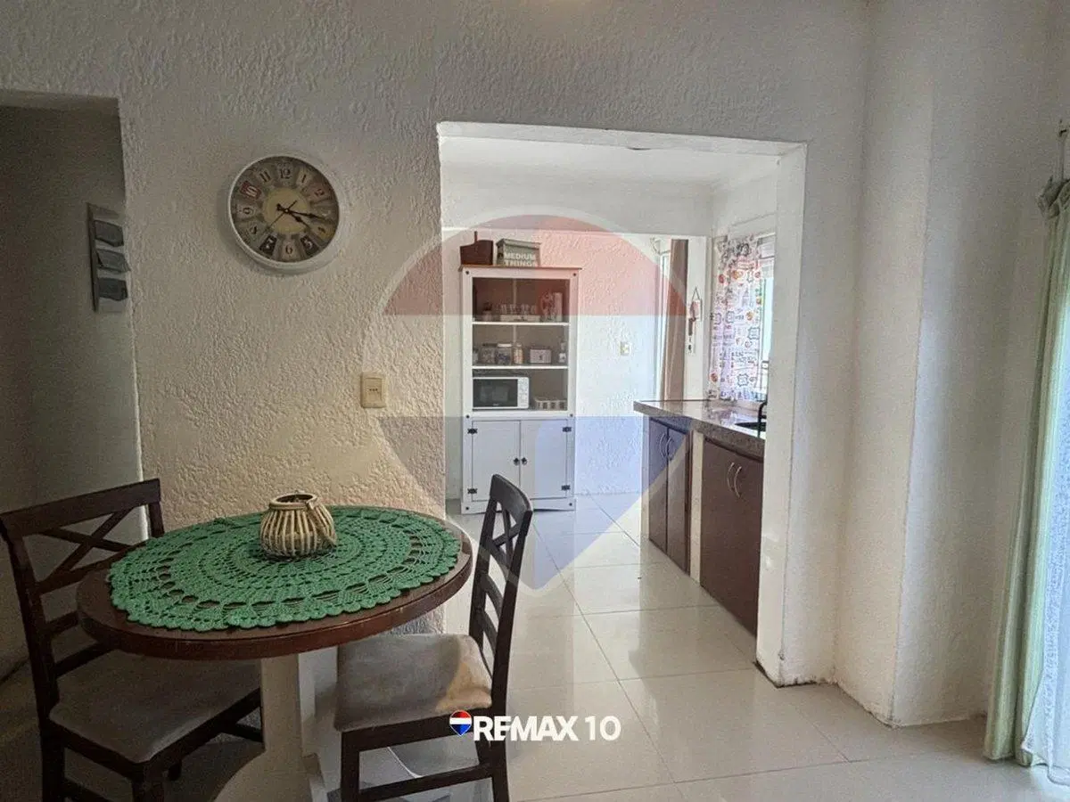 SE VENDE CASA 3 DORMITORIOS FLORIDA 4