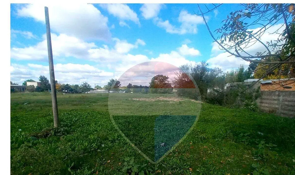 SE VENDE TERRENO 2015 m² BARRIO CURUCHET 4