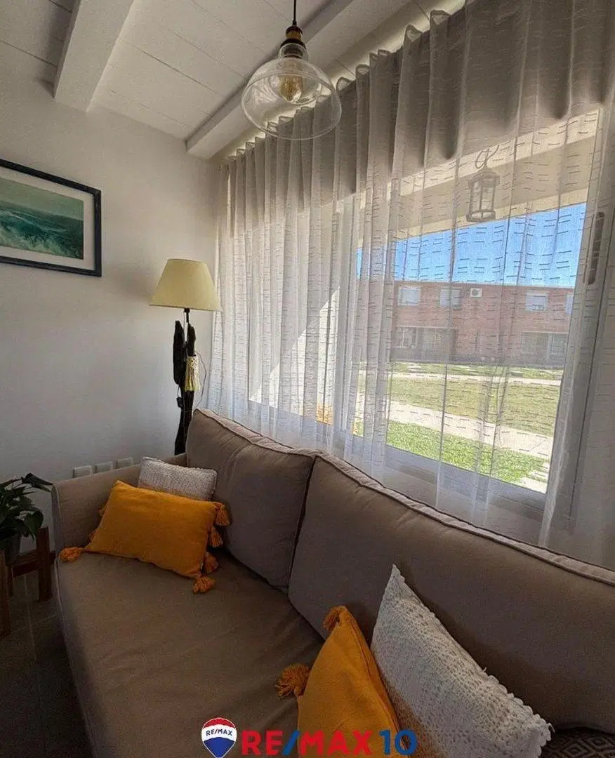 Vivienda de dos dormitorios en entorno verde. 2
