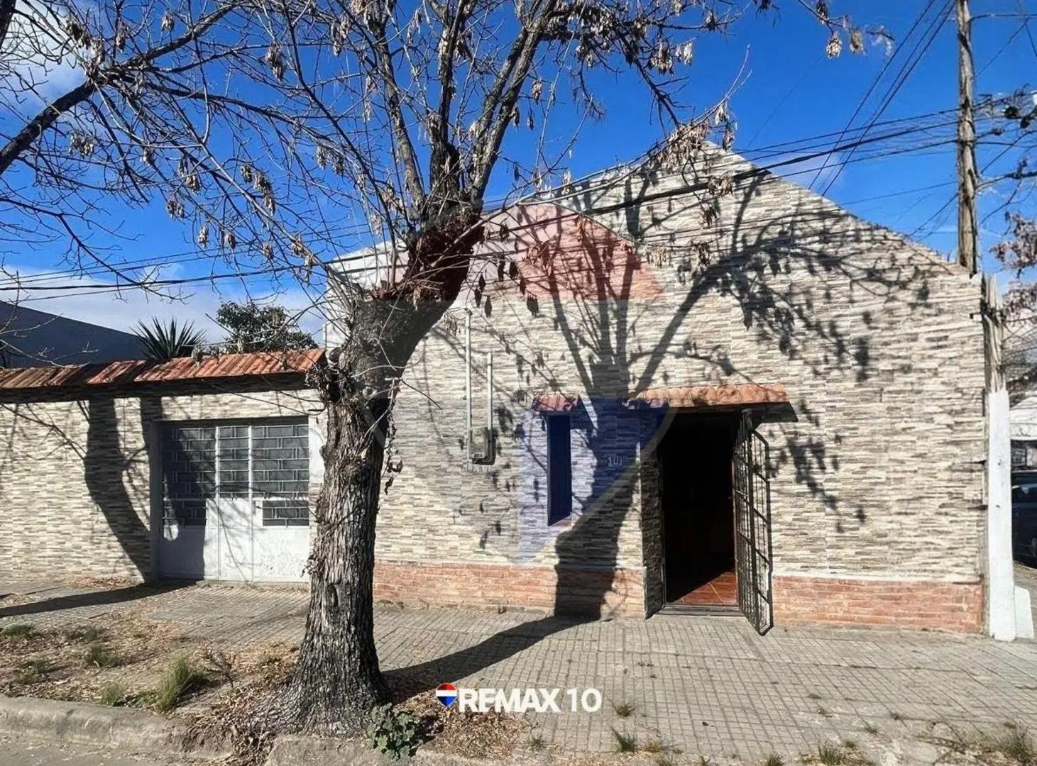 Casa en venta | Esquina privilegiada en el Centro 1