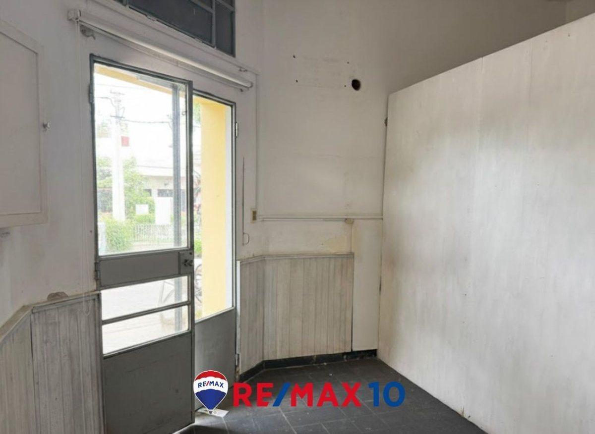 Foto de LOCAL COMERCIAL CON EXCELENTE UBIACION, imagen 2