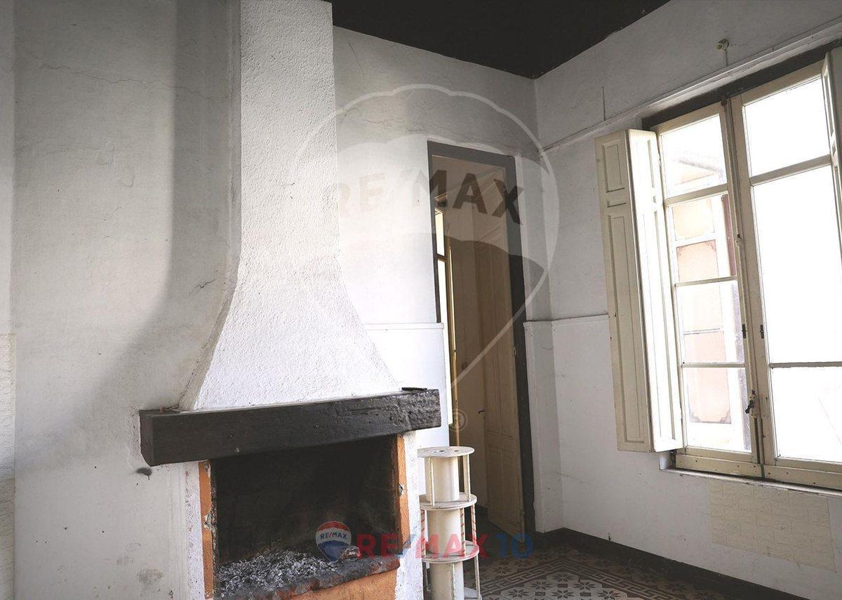 Foto de Amplia propiedad ideal para oficina o familia, imagen 3