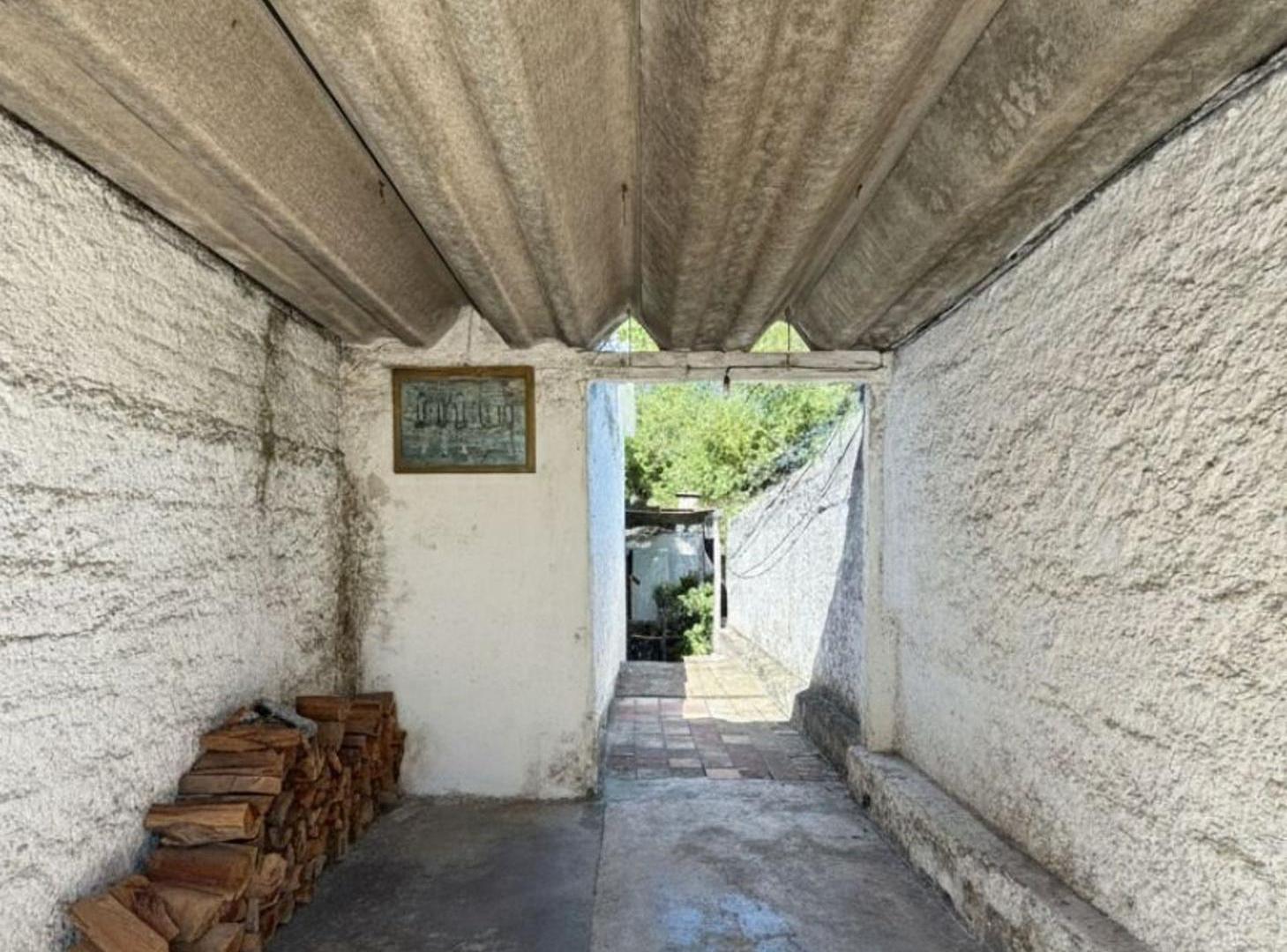 Foto de Se vende casa de 2 dormitorios con amplio terreno., imagen 2