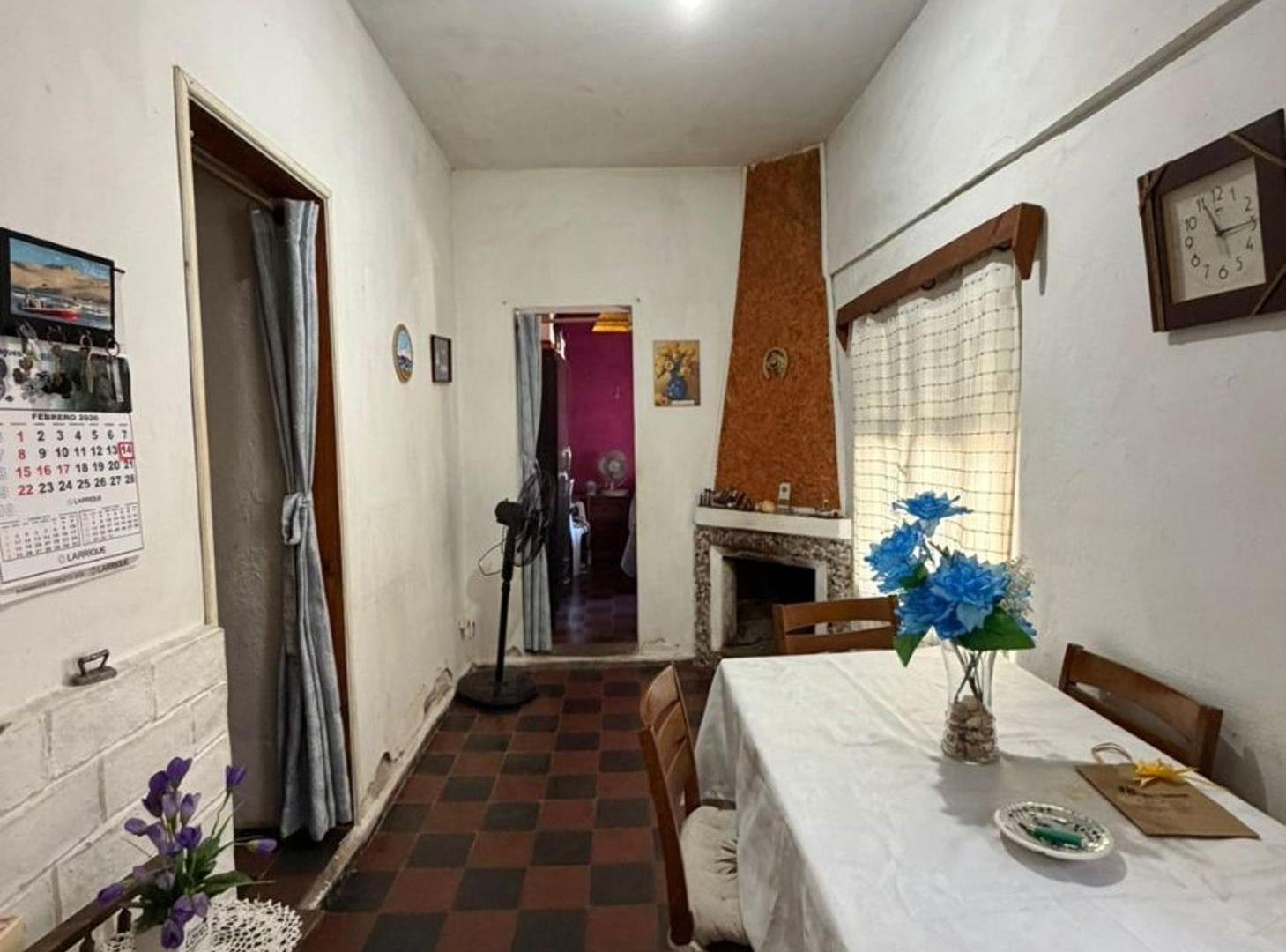 Foto de Se vende casa de 2 dormitorios con amplio terreno., imagen 5