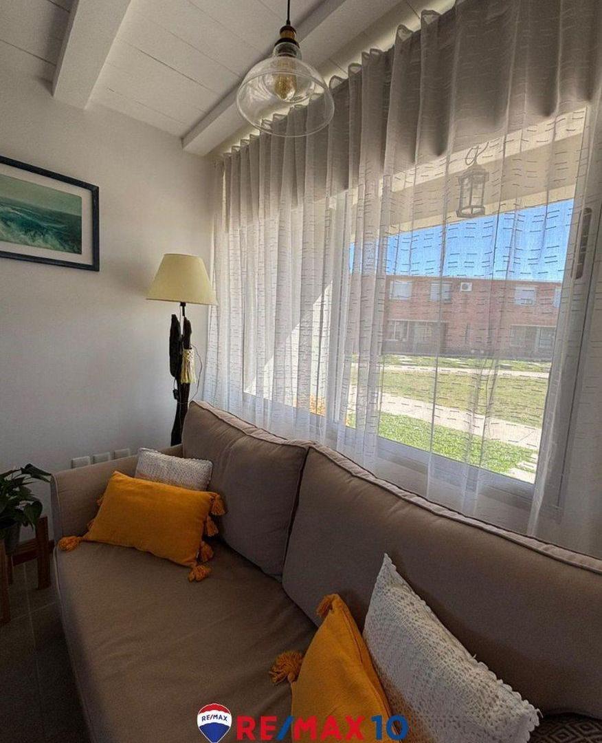 Foto de Vivienda de dos dormitorios en entorno verde., imagen 2