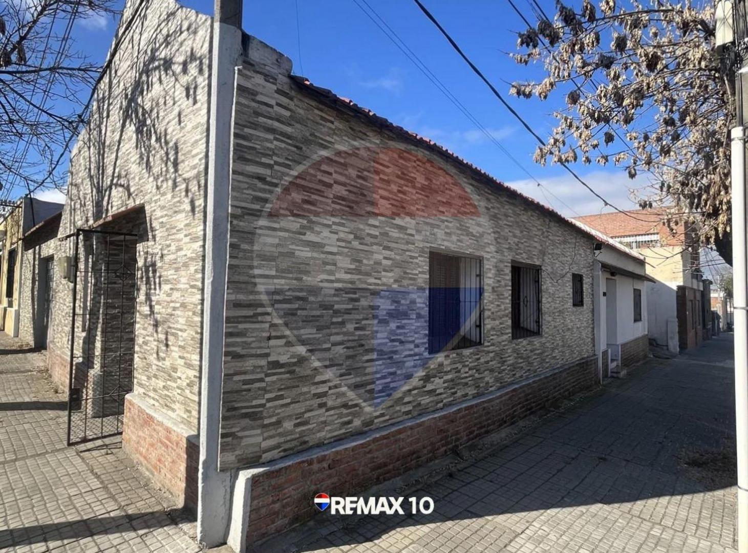 Foto de DOS CASAS EN VENTA EN EL CENTRO DE FLORIDA, imagen 2