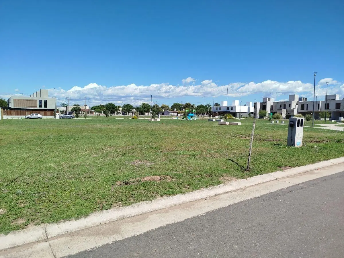 Lote Apto Duplex en Barrio Chacras Green, Cordoba. 4