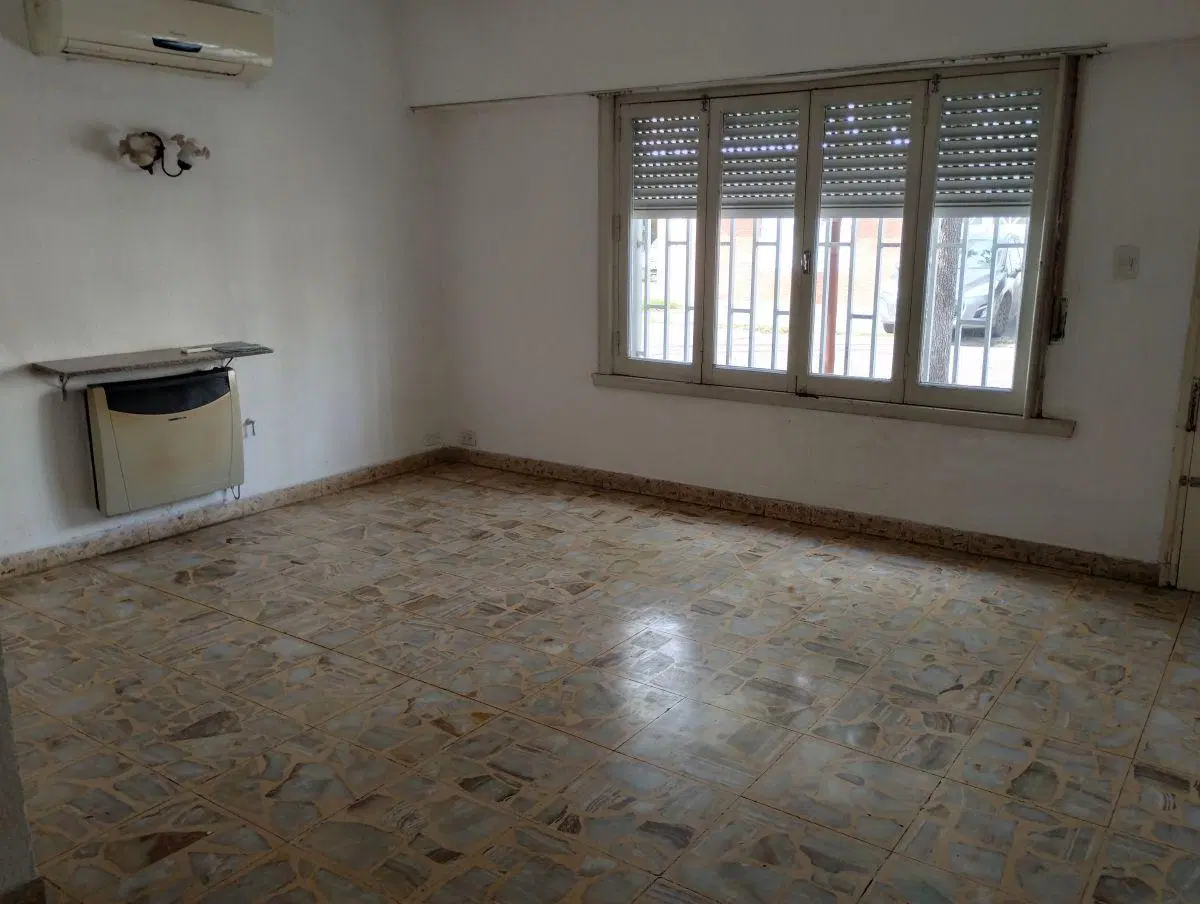 CASA DE 3 AMBIENTES EN ALQUILER SAN JUSTO 5