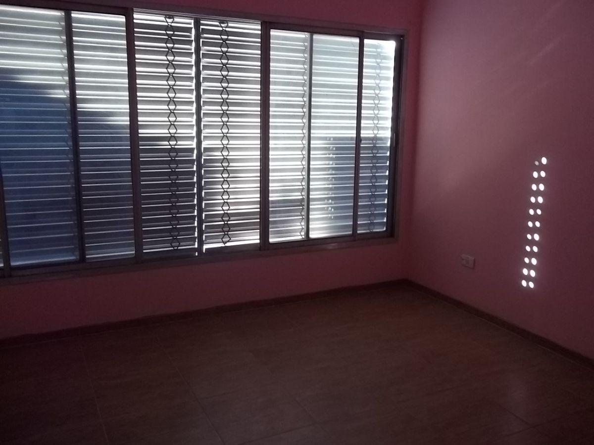 Foto de DEPARTAMENTO EN ALQUILER ISIDRO CASANOVA, imagen 4