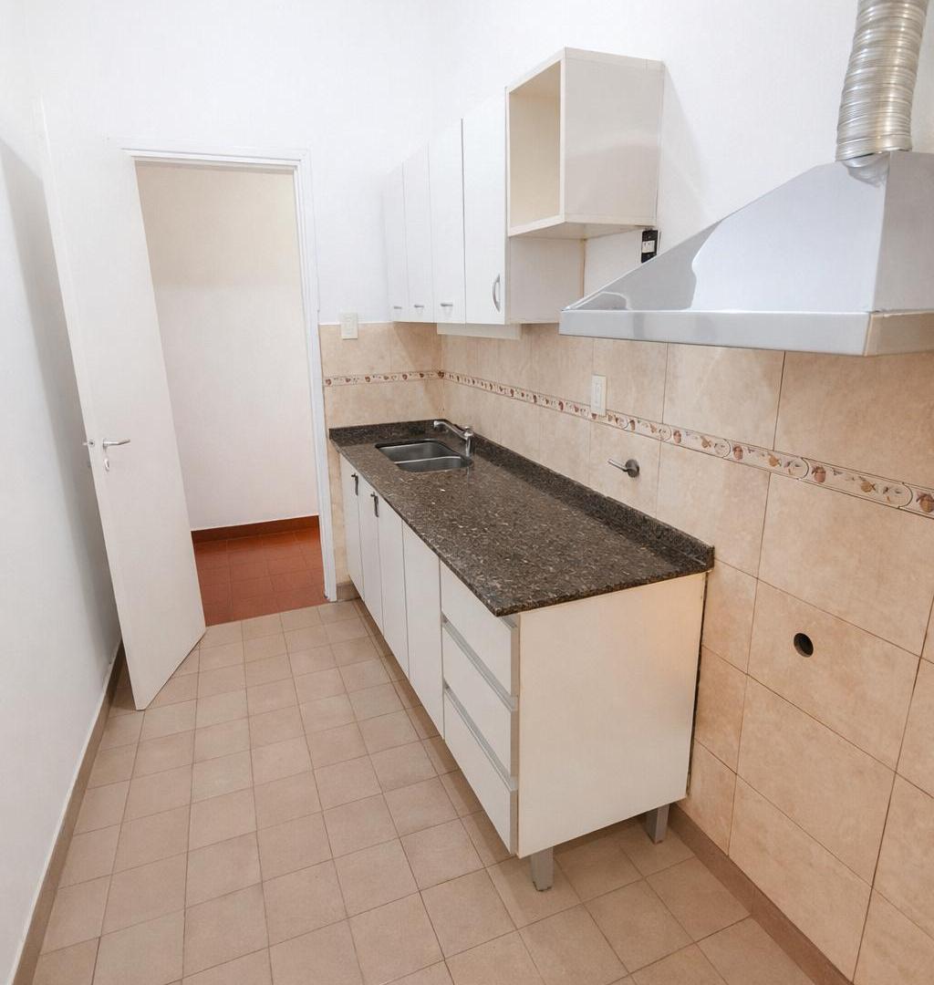 VENTA CASA 2 DORMITORIOS | ALTA CORDOBA | APTO CRÉDITO | COCHERA Y PATIO