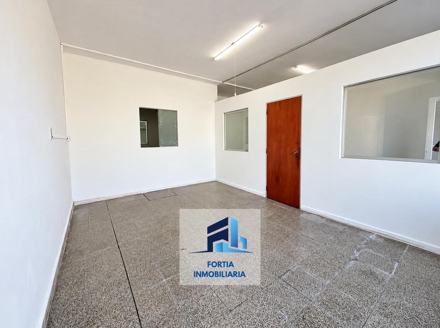 Foto de VENTA LOCAL COMERCIAL 252m² | BARRIO ALTO GRAL. PAZ, imagen 4