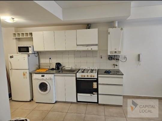 Foto de ALQUILER - DEPTO. 1 DORMITORIO - AMOBLADO - SERVICIOS INCLUIDOS, imagen 4